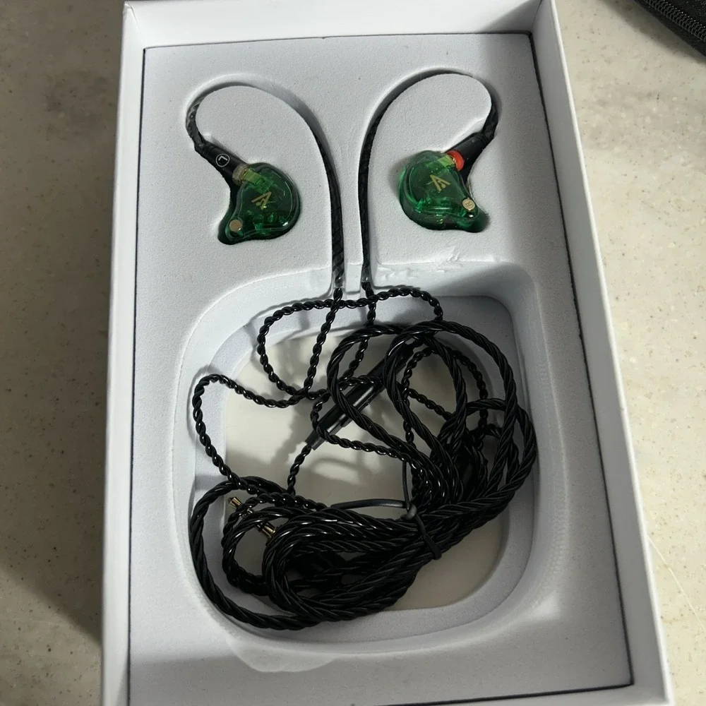 Audiovance Vibes 202ML Wired Earbuds - Lightning Plug Version